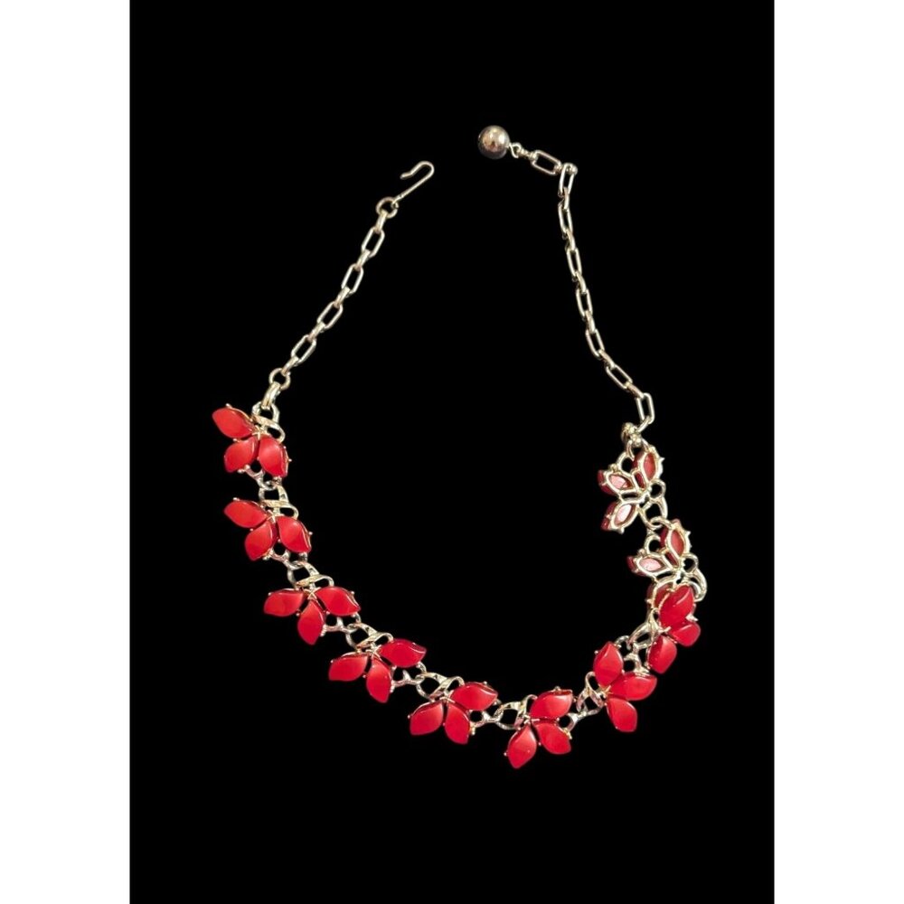 Vintage‎ Red Leaf Design Chain Necklace Lightweight Retro 16 Inch Jewelry